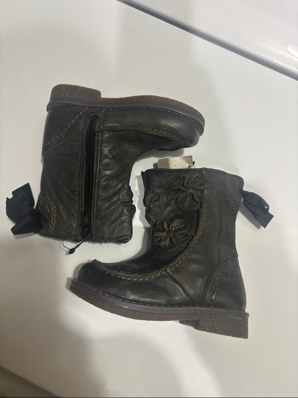 Next toddler girls size 6 NWT Boots